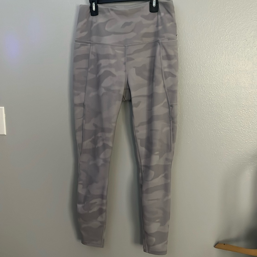 Spyder grey camo leggings